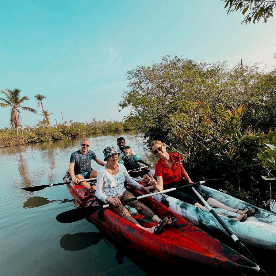 Munroeisland Backwaters Homestay Mundrothuruth Exterior foto