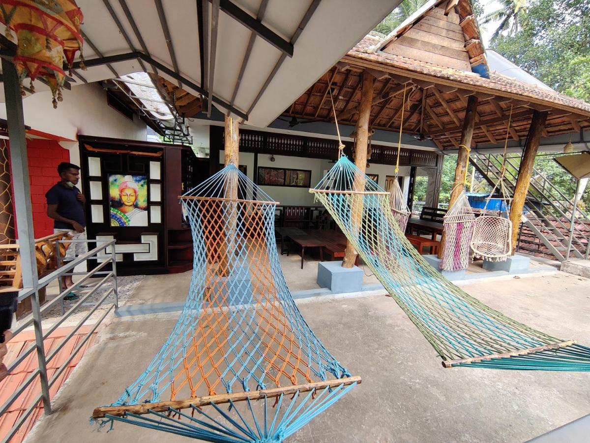 Munroeisland Backwaters Homestay Mundrothuruth Exterior foto